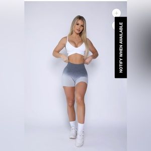 ISO*** These Items Pcheebum work out tops/bottoms. Size Small.